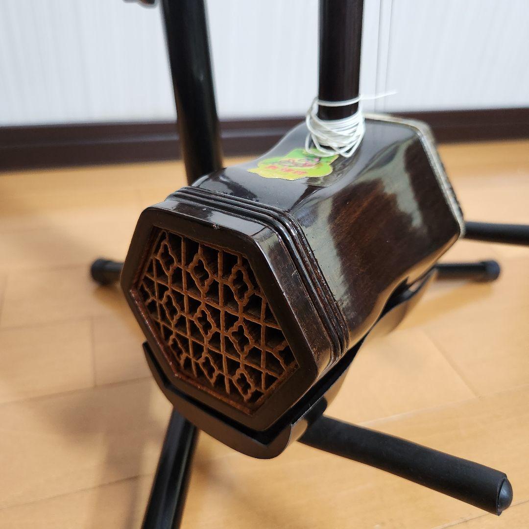 美品 二胡 敦煌牌 DUNHUANG 上海民族楽器 弓付き ケース付き 蛇本革