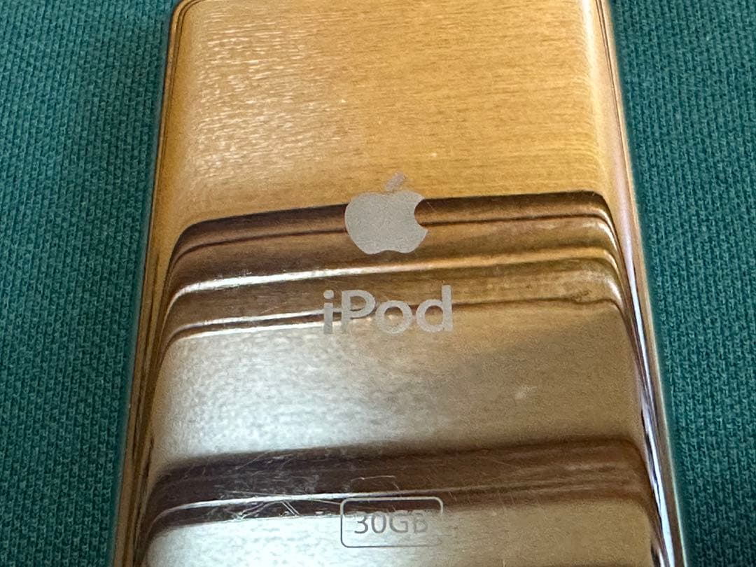 きれいiPod Classic 5.5世代 MA444 30GB新品のバッテリー