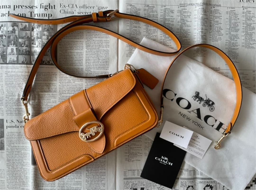 COACH ショルダーバッグ クロスボディ　斜めがけ　ワンハンドル　2way