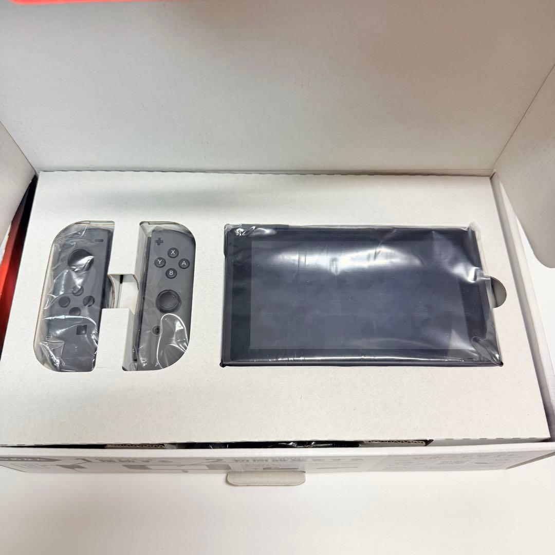 完品　美品　Nintendo Switch 本体　グレー　ニンテンドー　スイッチ