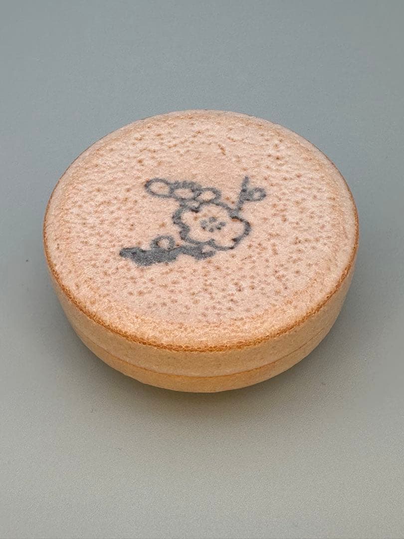 茶道具　香合　永楽善五郎　 志野写　梅