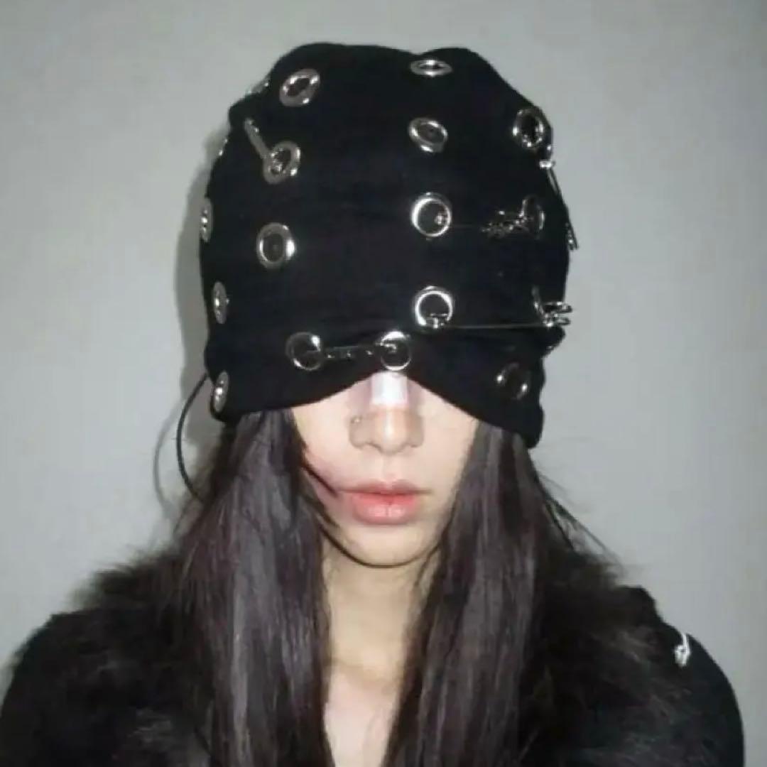 【モード】KUIN KISSA Block core銀抜き穴ビーニー 平成ギャル