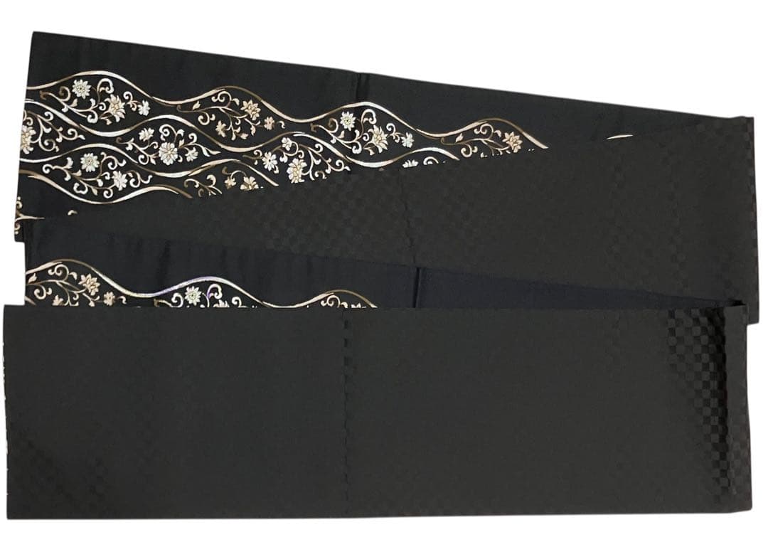 袋帯 六通柄 正絹 立涌風の花唐草文 葡萄の地紋 未使用 イ6513