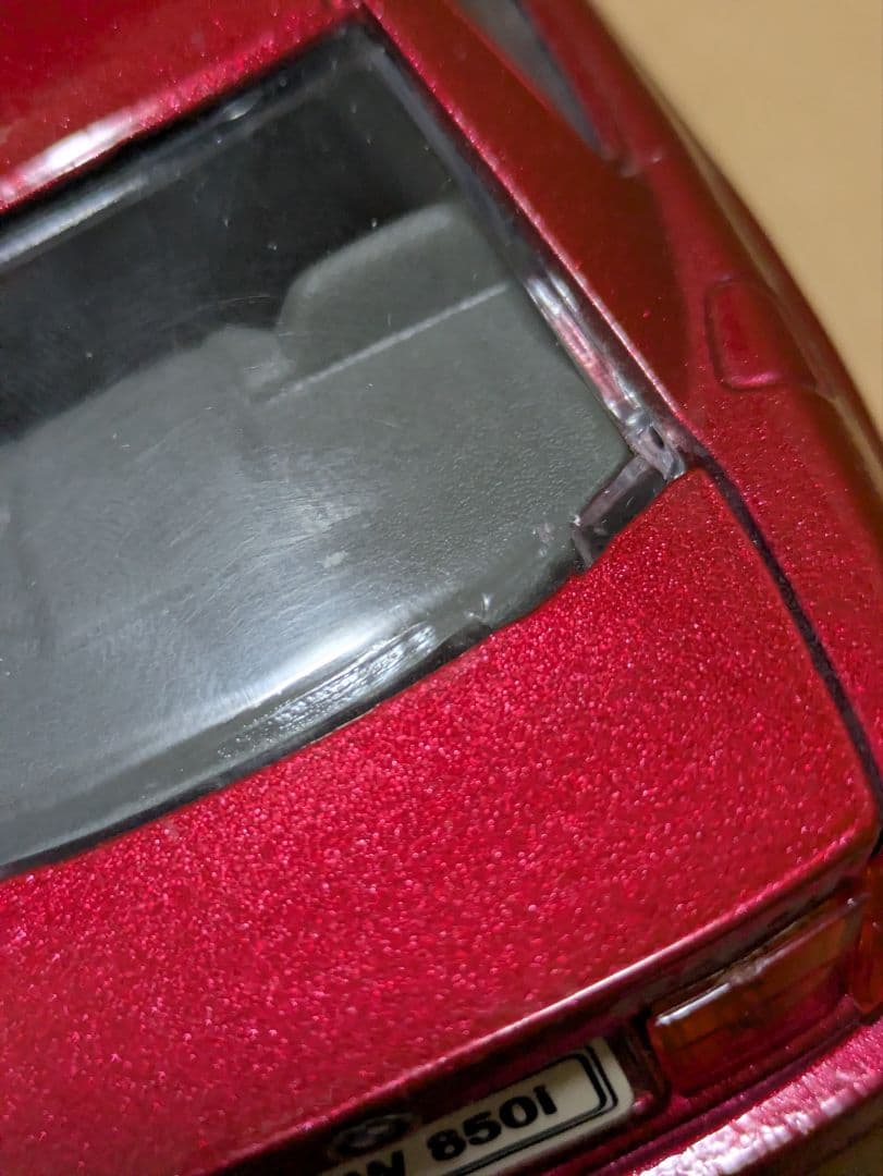 BMW 850i　1/24　ミニカー