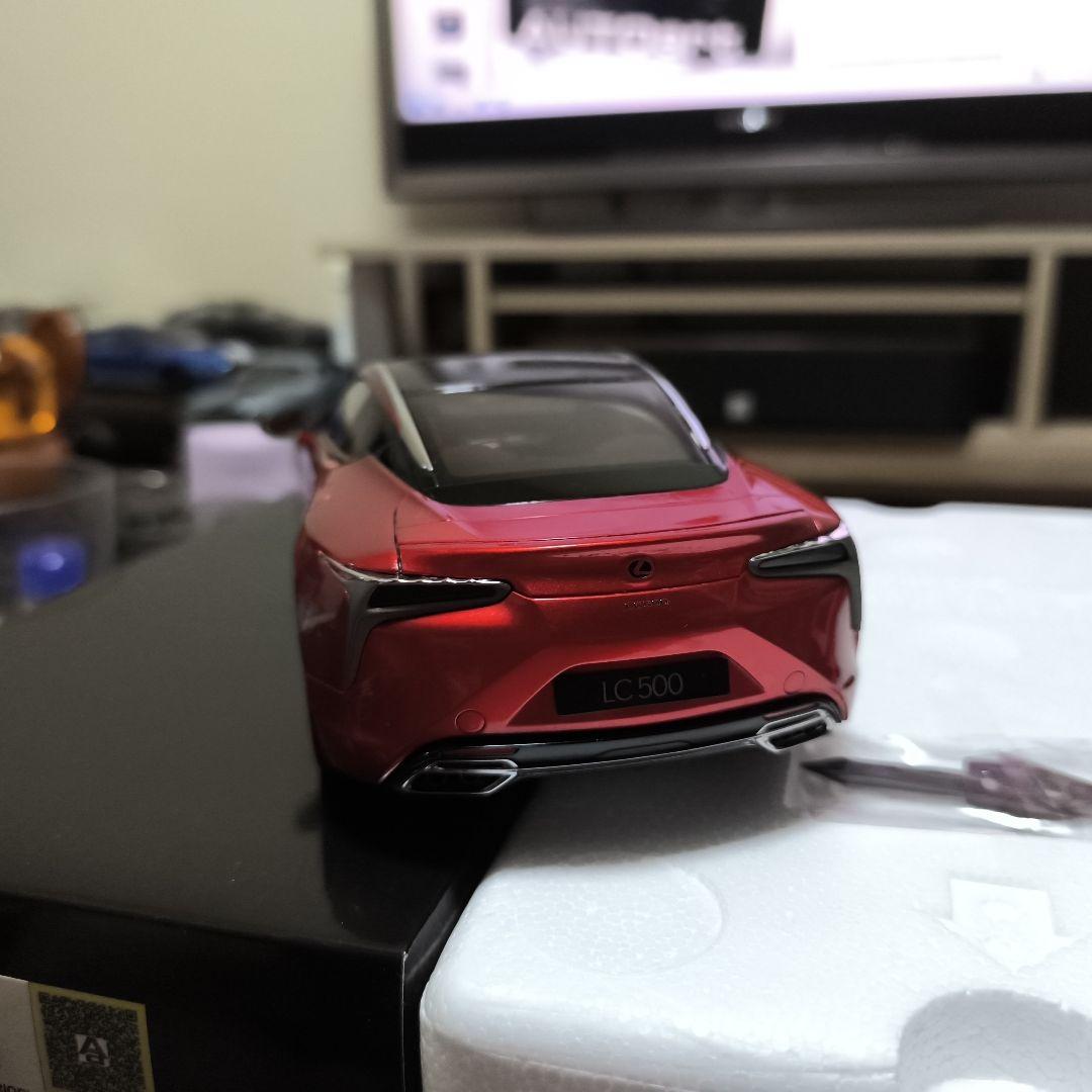 AUTOart 1/18　レクサス LC500