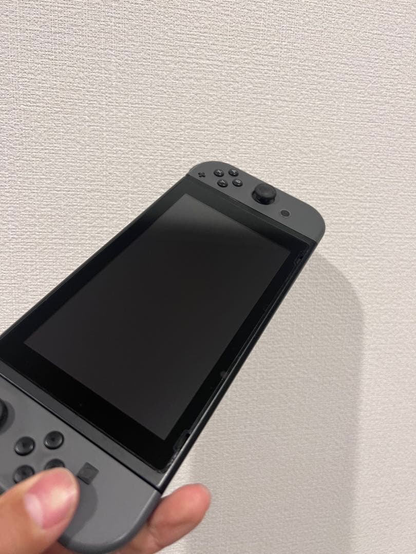 任天堂Switch 本体と周辺機器　動作確認済み　良品