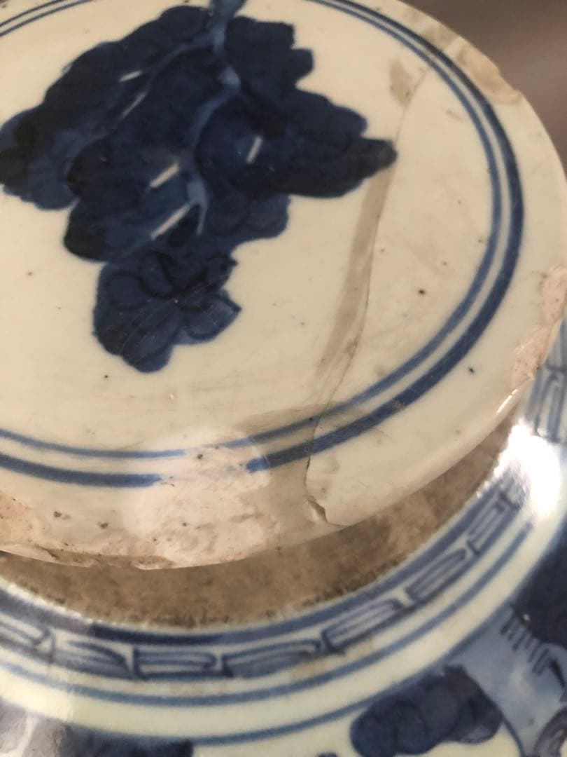 中国骨董　古美術　清朝道光　青花人物紋瓶　壺