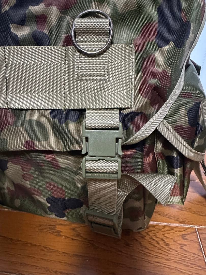 迷彩バックパック 耐久性ナイロン製 陸上自衛隊 雑嚢