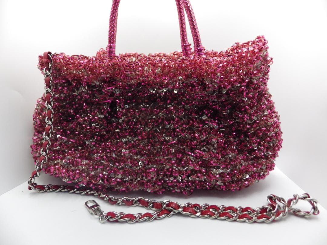 アンテプリマ　ワイヤーバック　ピンク　（ビーズ装飾ピンクパーティーバッグ）