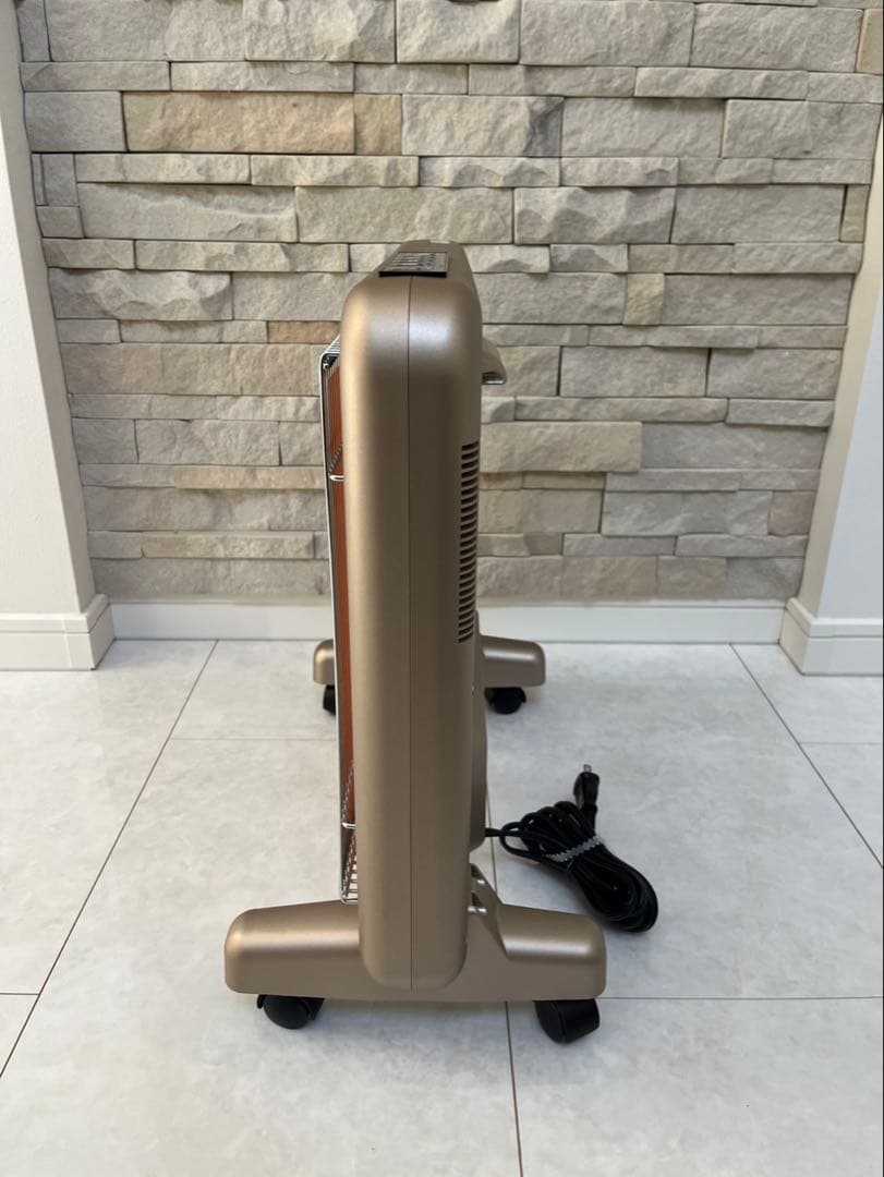 電気ヒーター Mina