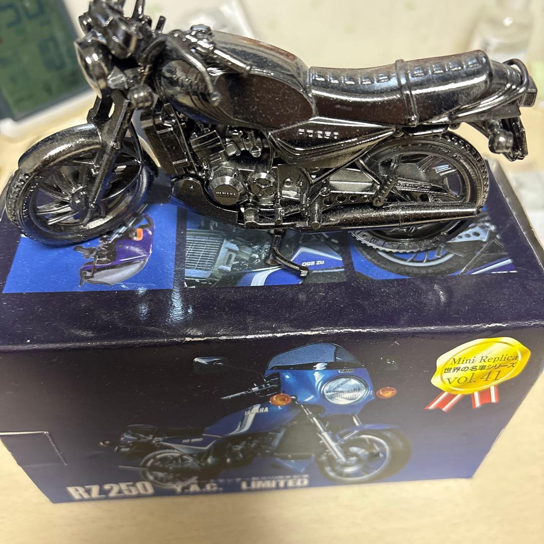 Yamaha RZ250 ミニレプリカ Y.A.C. 限定版