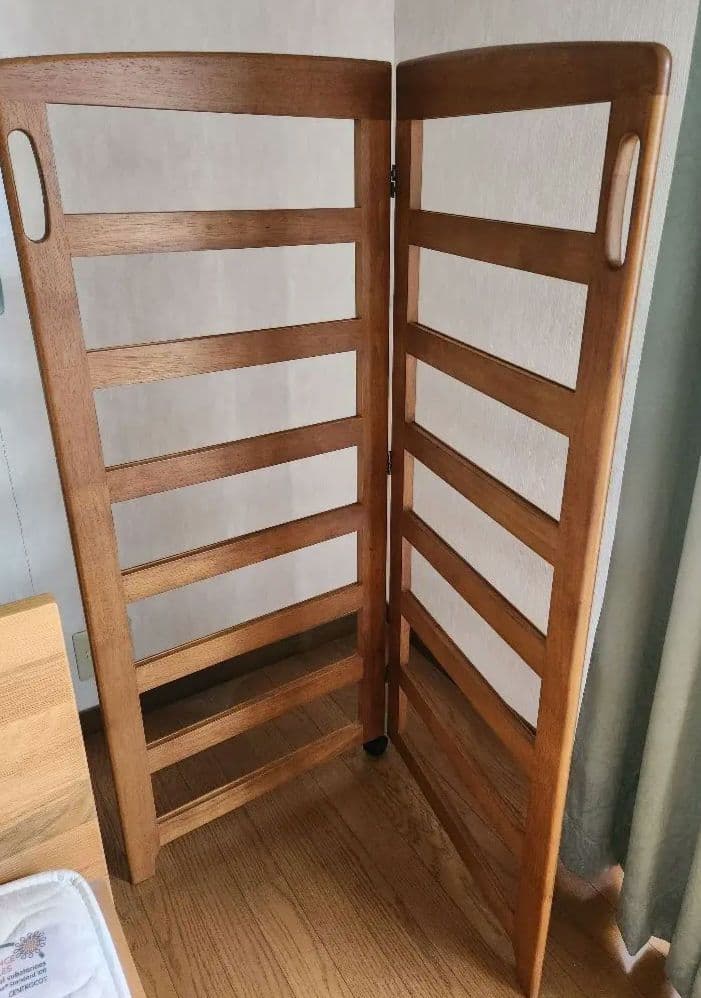 カリモク★パーテーション★間仕切り★ハンガーラック