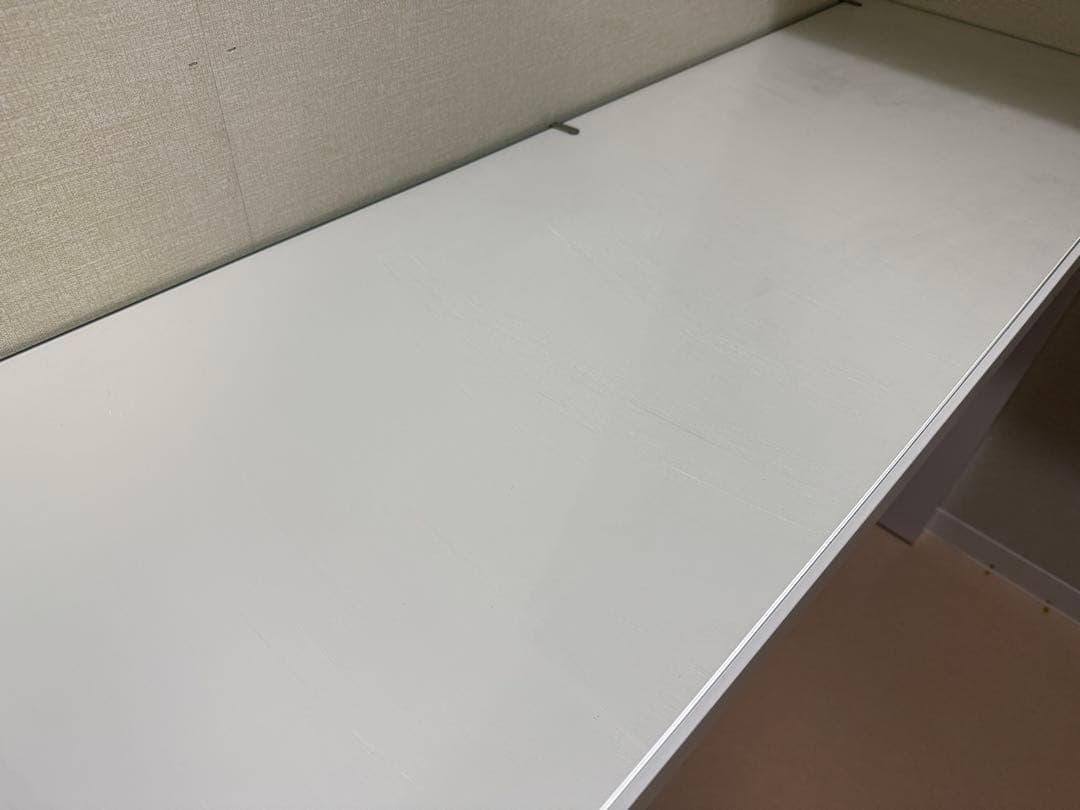 IKEA マルム　MALM