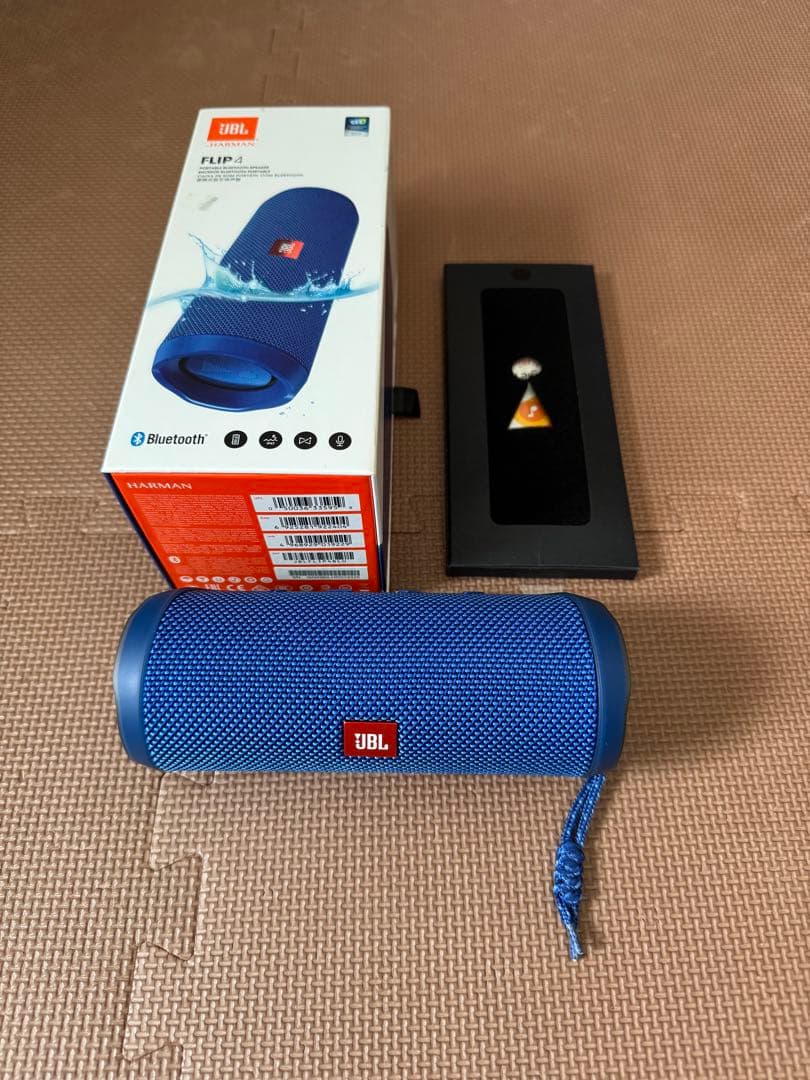 JBL FLIP 4スピーカー 青