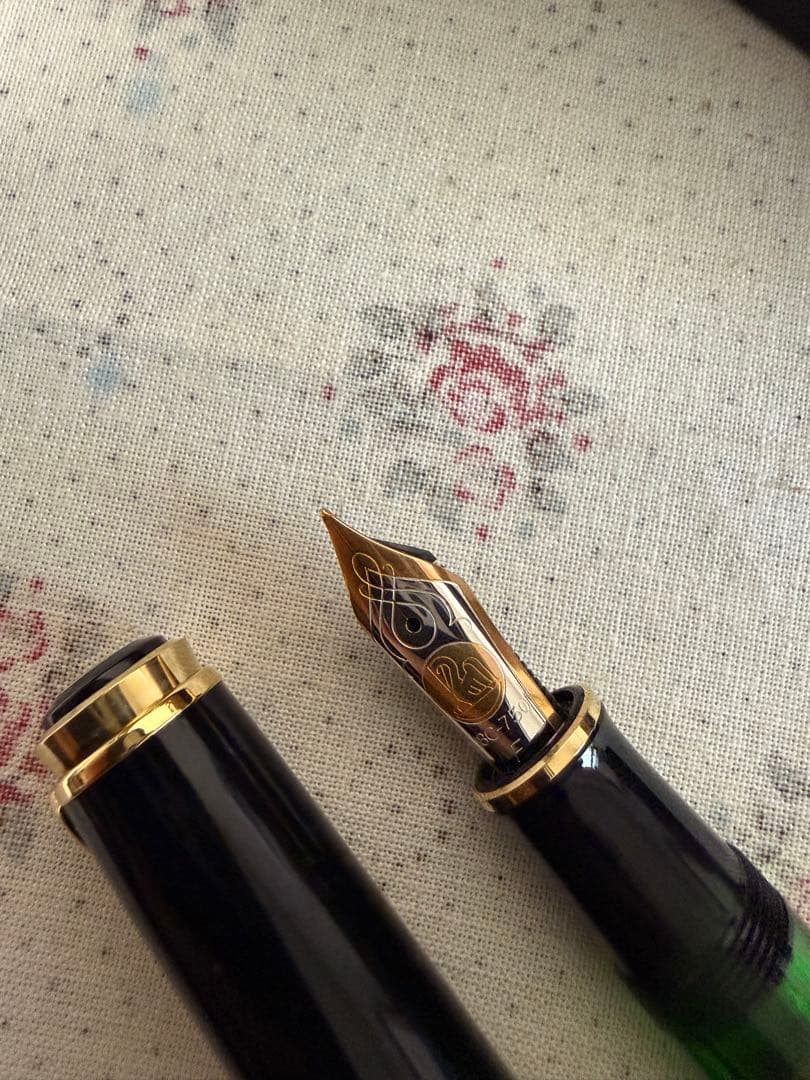 ペリカン万年筆 クアラルンプ—ル、M800