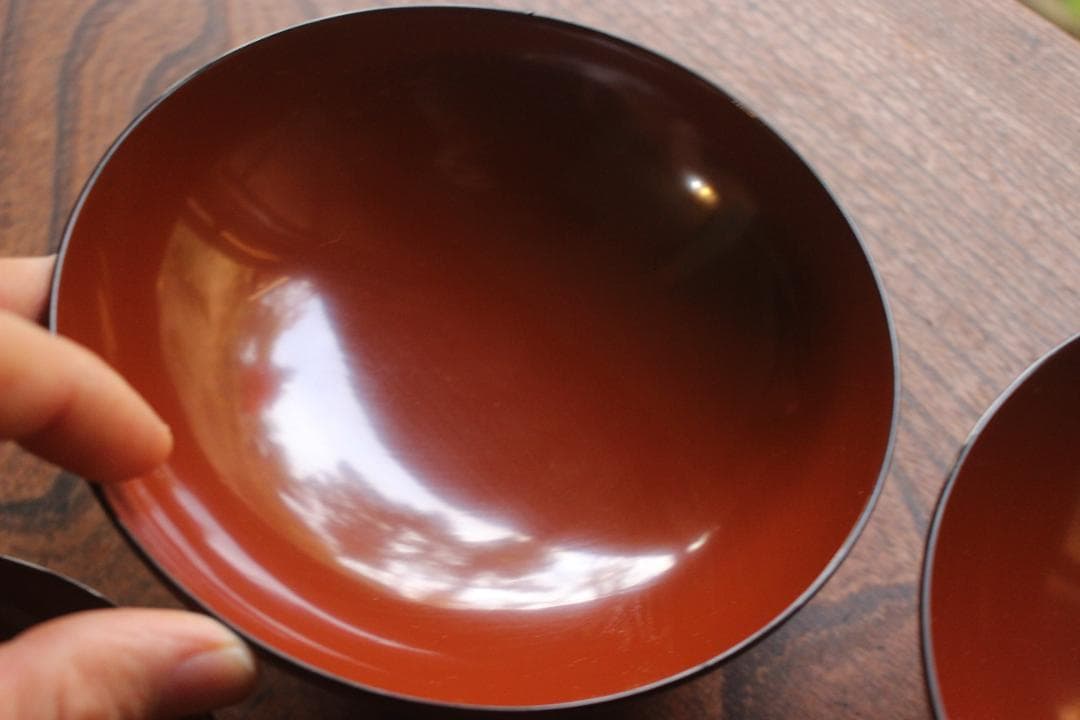 デッドストック！落ち着きある朱漆に極上花尽沈金の映えるお椀2点（検輪島塗沈金椀