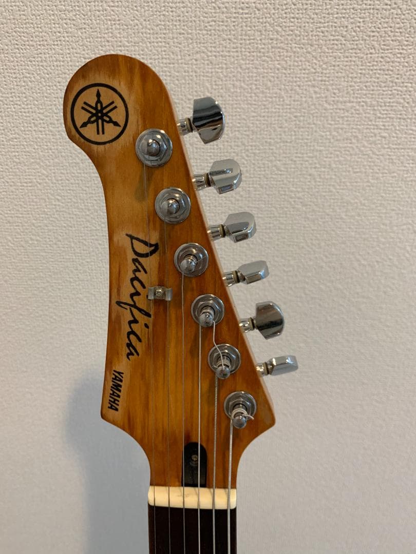 Yamaha Pacifica 112LH　レフティ