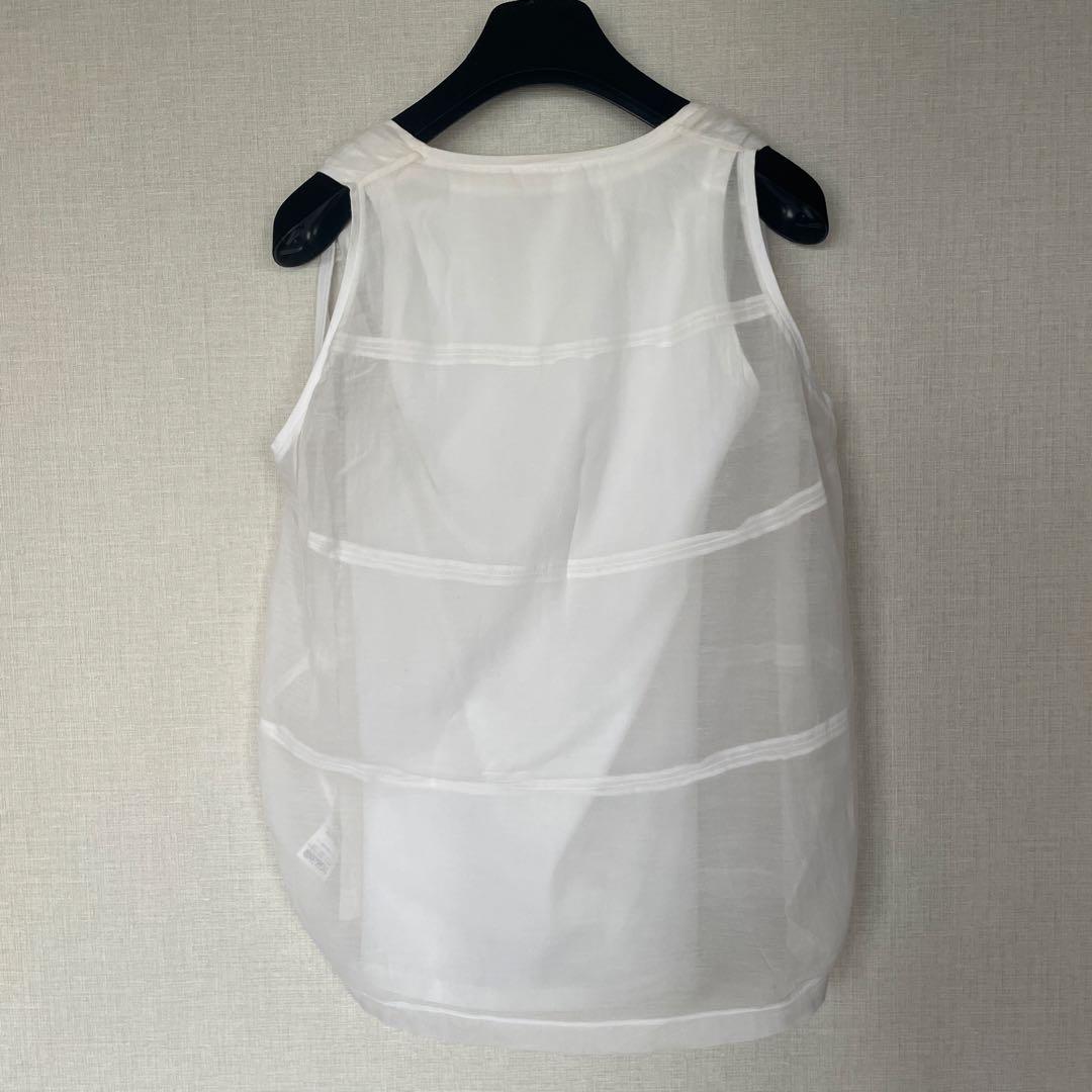 美品　ブルネロクチネリ　シルク　ホワイト ノースリーブ タンクトップ
