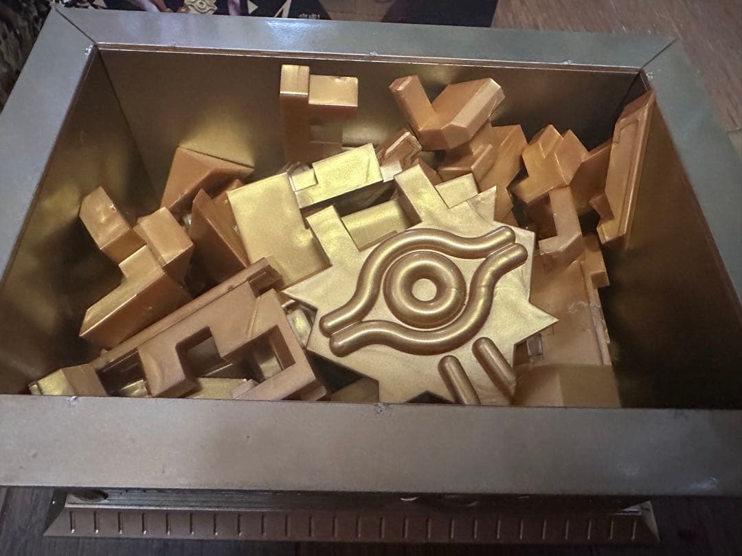 プラモデル　千年パズル＆千年櫃セット