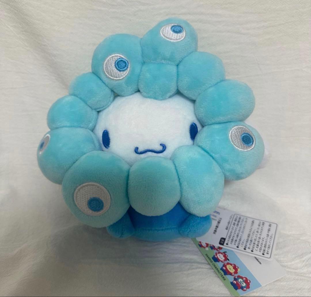 ＜美品＞会場限定カラー　シナモロール　ミャクミャクなりきりぬいぐるみ　M