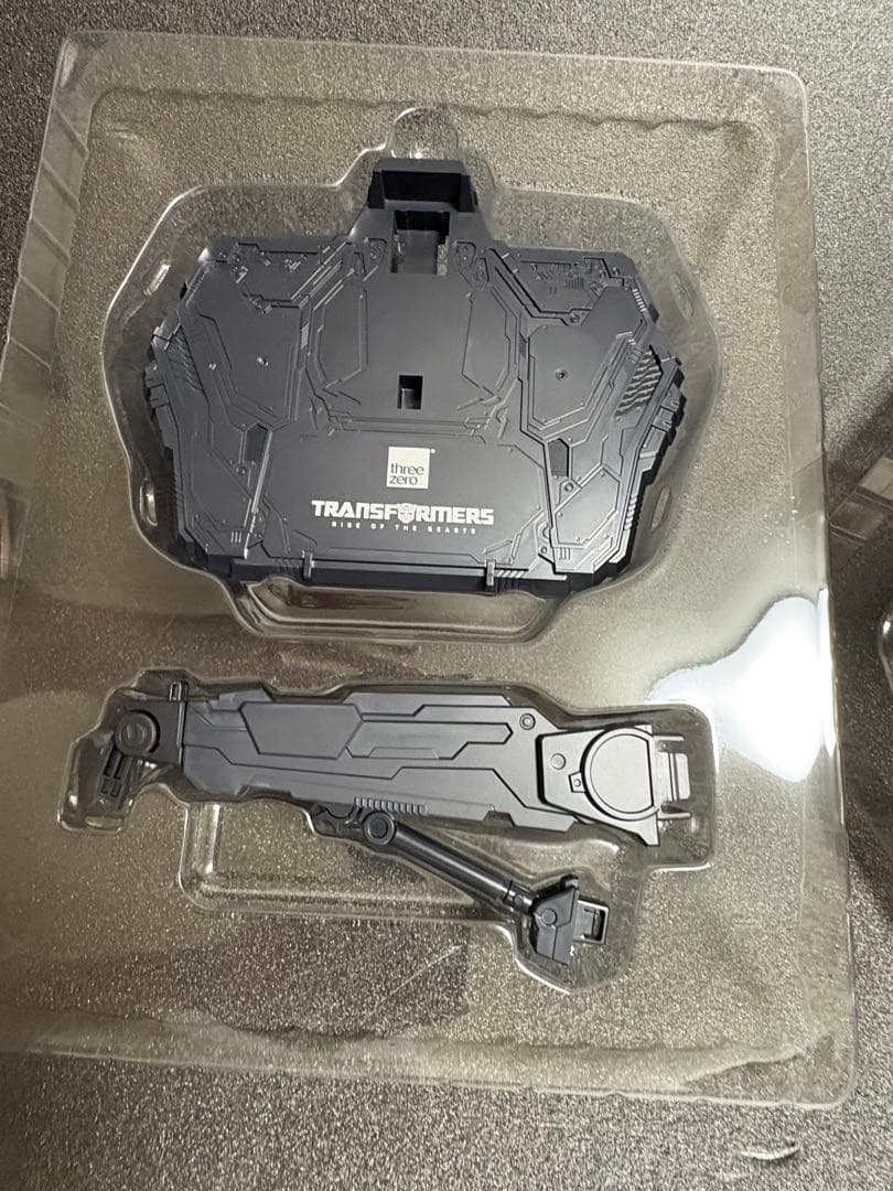スリーゼロ トランスフォーマー/ビースト覚醒 DLX オプティマスプライマル