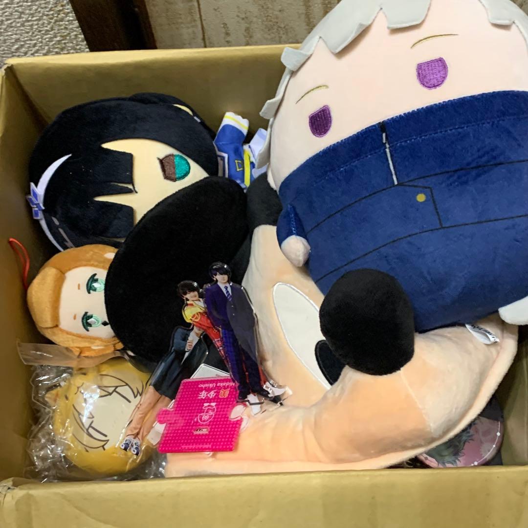 ノンジャンル グッズ アニメ まとめ　大量　ジャンプ　段ボール　女性向け