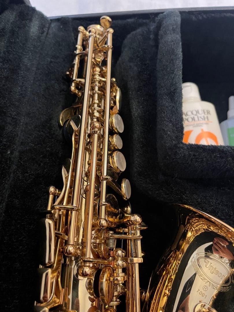 ソプラノサックス Unison SS-7001L。