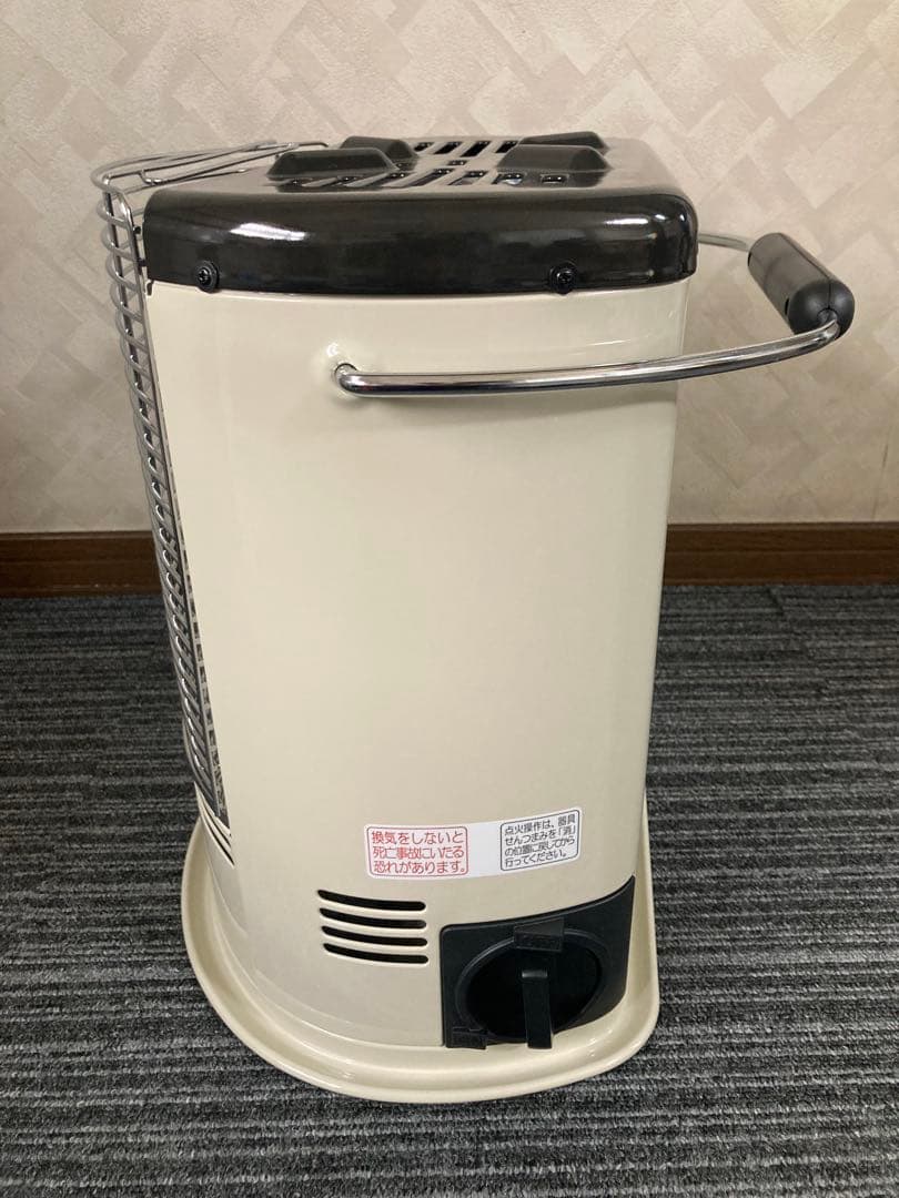 よっち デカ暖3　iwatani CB-STV-DKD3 ストーブ