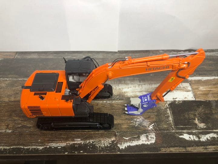 HITACHI ZAXIS 200 ユンボ ショベルカー　カスタム　小割り