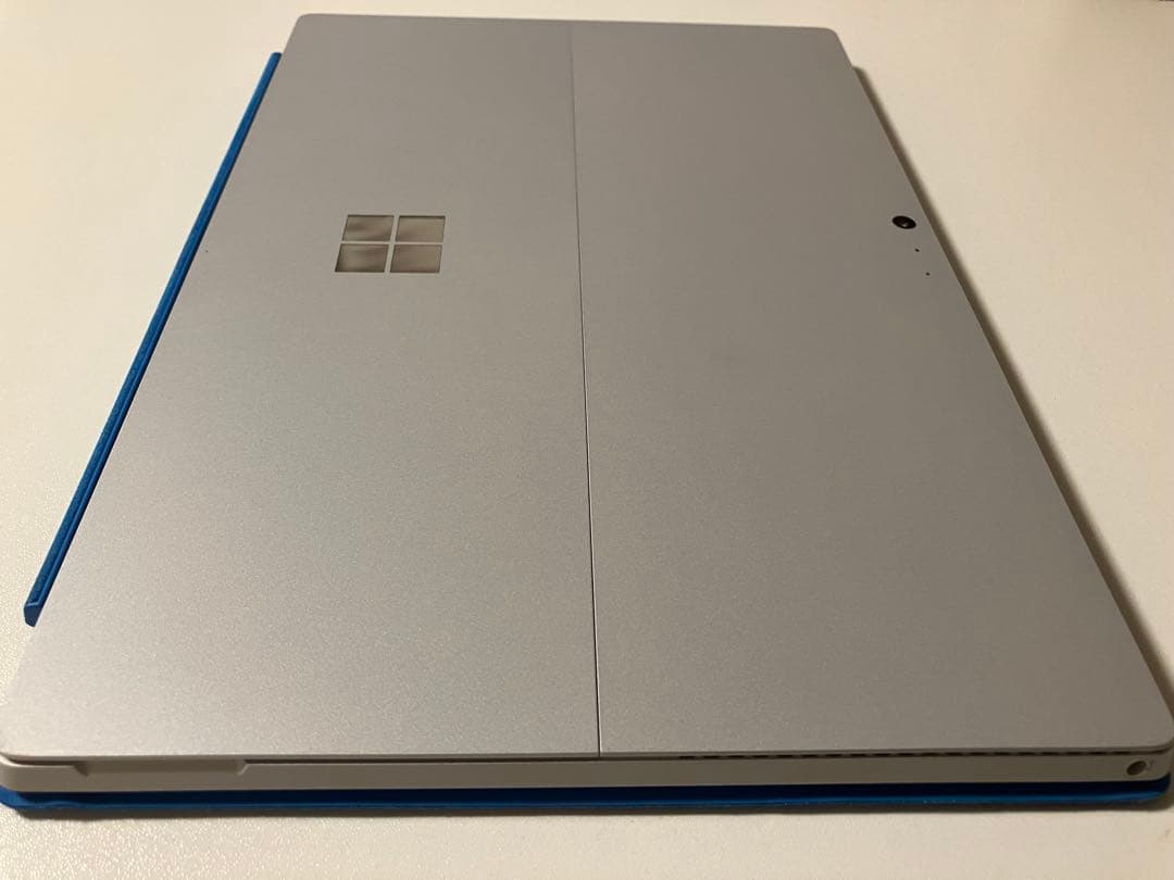 Microsoft Surface Pro4 メモリ8GB SSD256GB