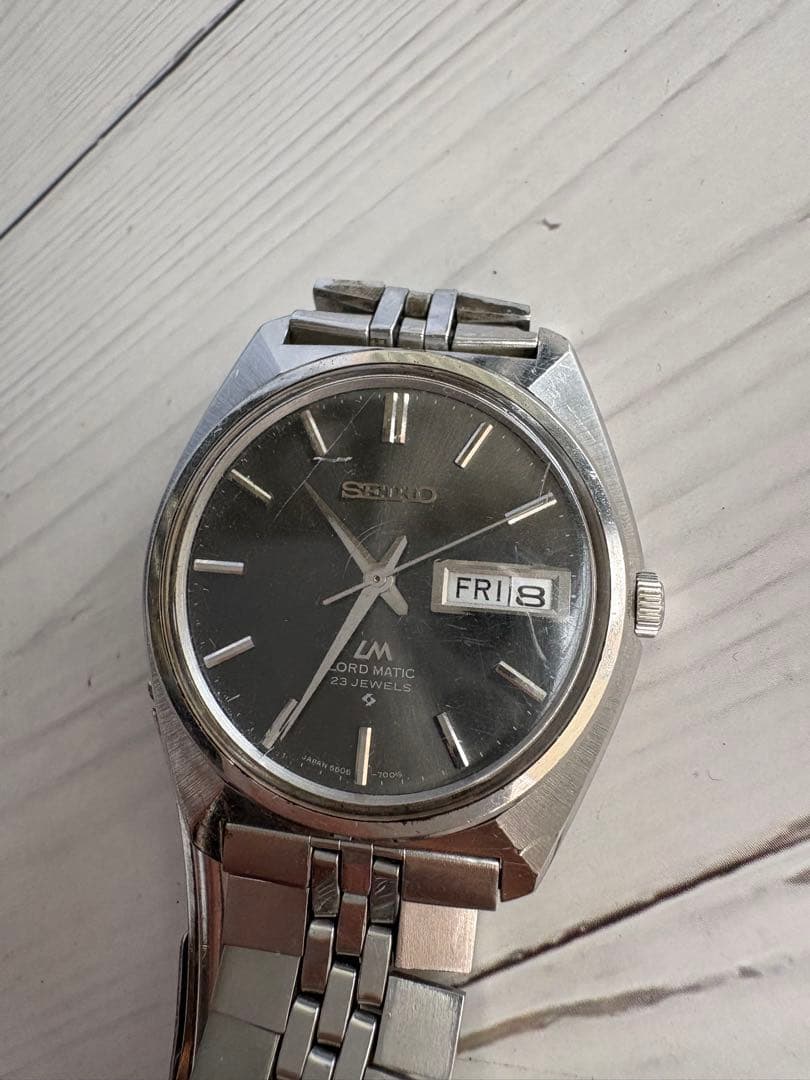 SEIKO ロードマチック 黒文字盤 ビンテージ自動巻き時計 動作品 (レ55)