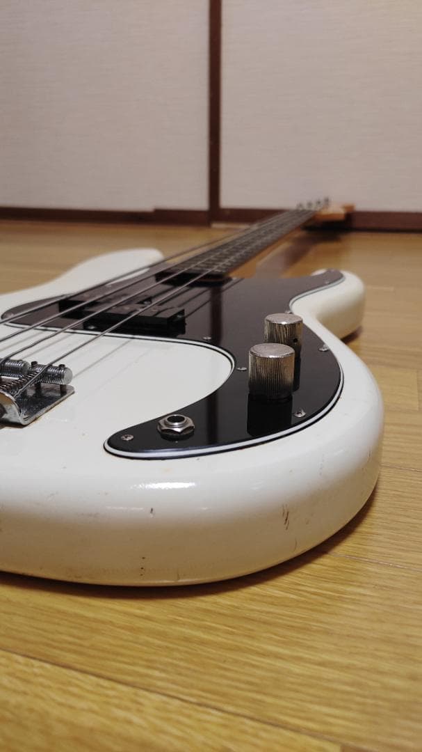 ベース Great Lake Deluxe