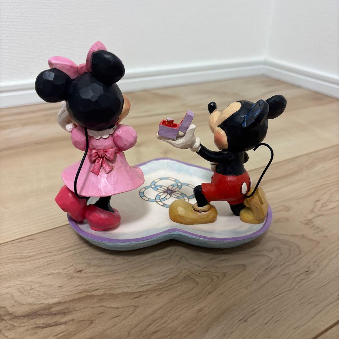 ディズニートラディション　ミッキー、ミニーの置物