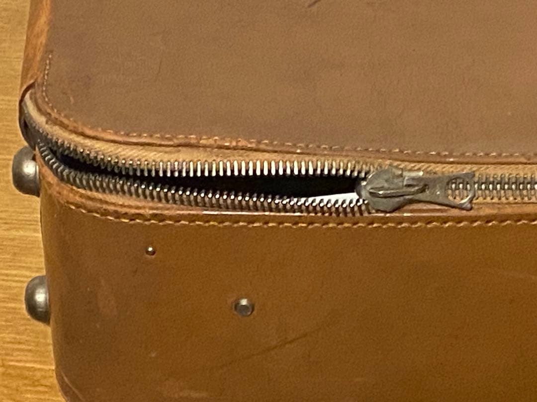 旅行用小型トランク（ヴィンテージ）