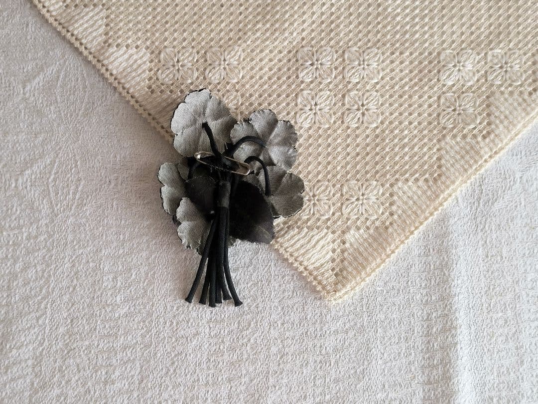 * vintage flower ❀ * シックな布花の コサージュ