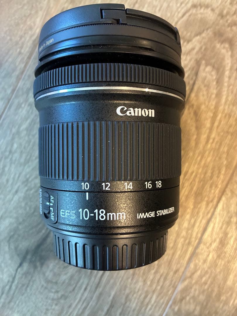 キャノンCanonレンズEFS10-18mm MACRO 0.22m/0.7ft