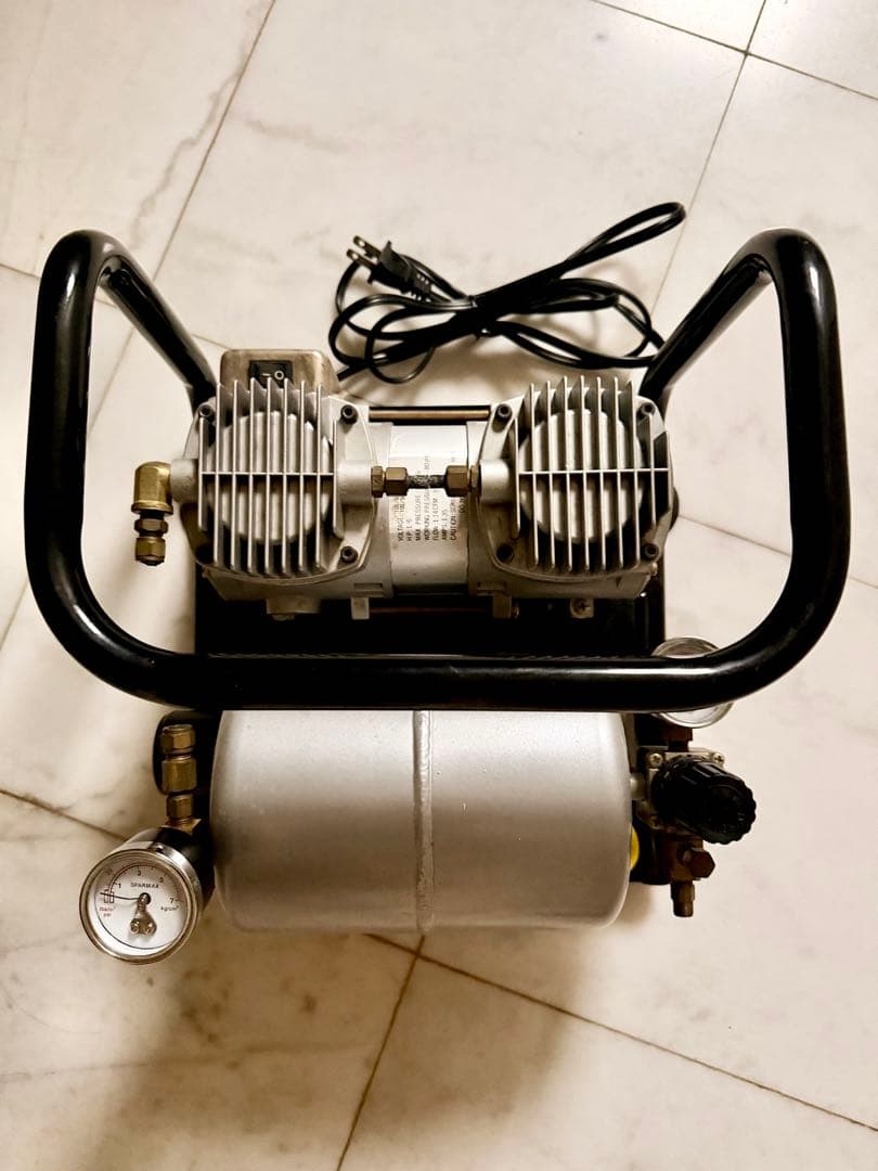 エアブラシ + ミニ エア コンプレッサー セット