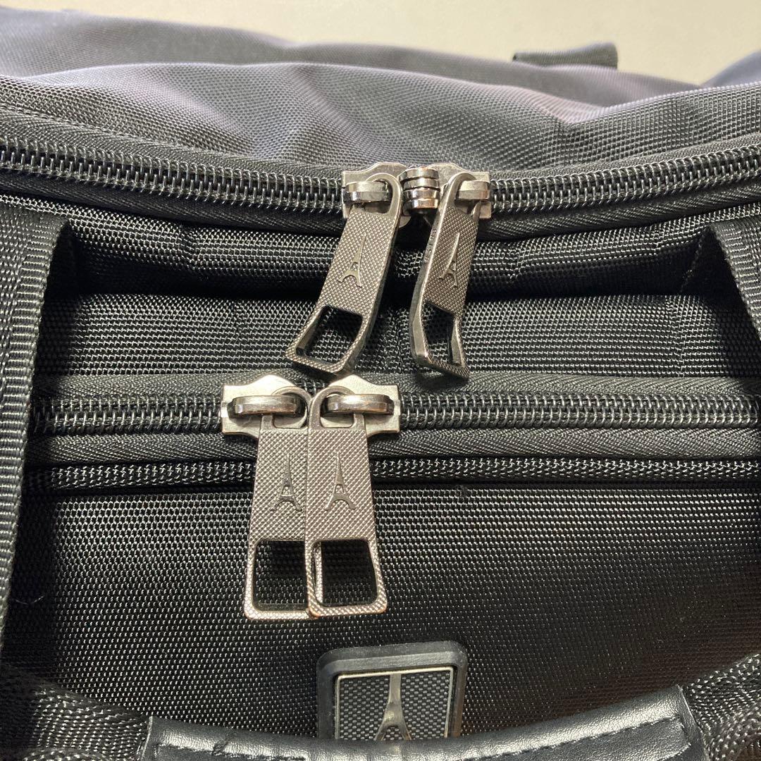 Travelpro Crew Versapack デラックストート　ブラック