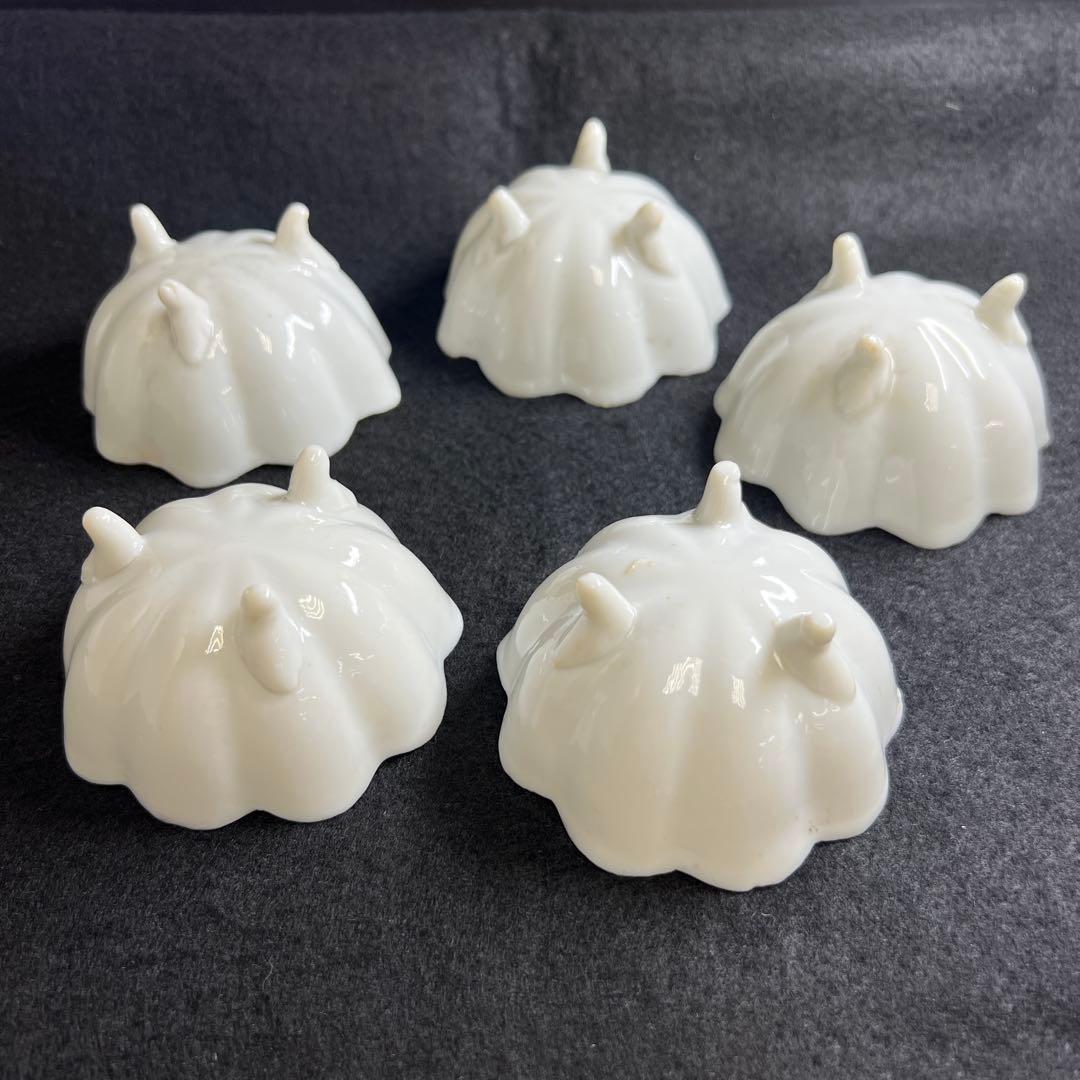 中国清朝時代　薄手白磁三足輪花小碗5客　幅約8㎝　東Y7-1208☆2Fタカチ