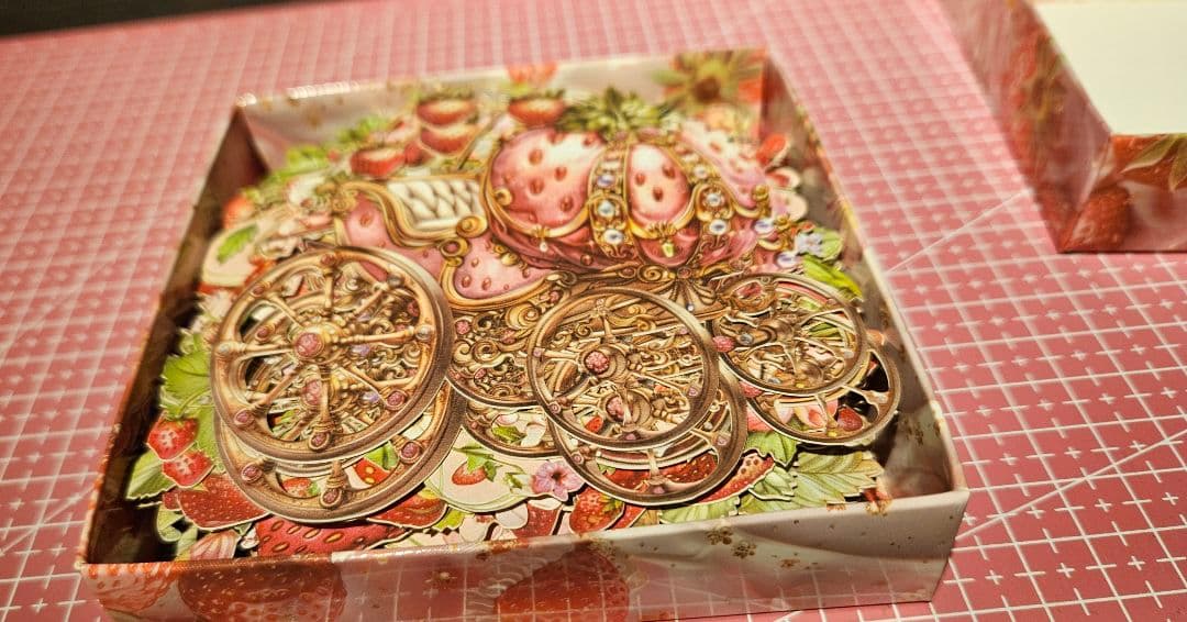 【使用済】nene様 フレーム 7箱セット コラージュ素材