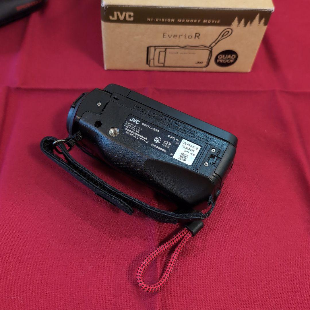 ビデオカメラ　JVC