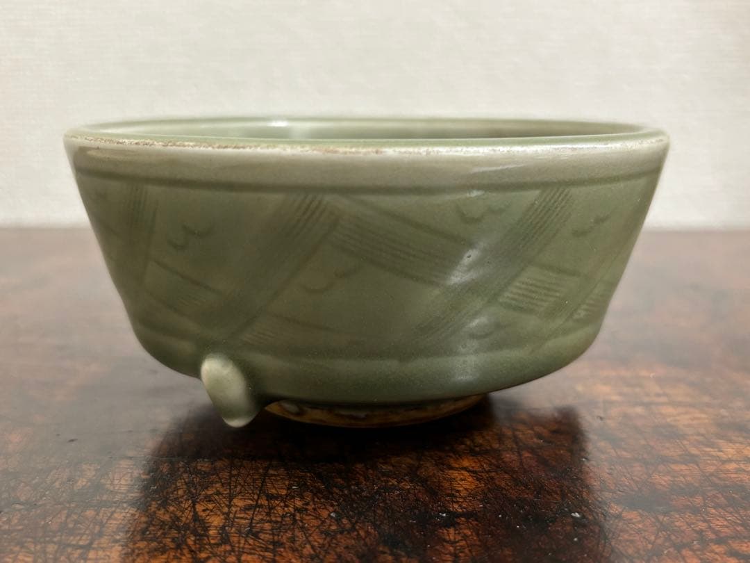 【美品】唐物 龍泉窯 青磁三脚香炉 外口径12cm　中国古玩 唐物
