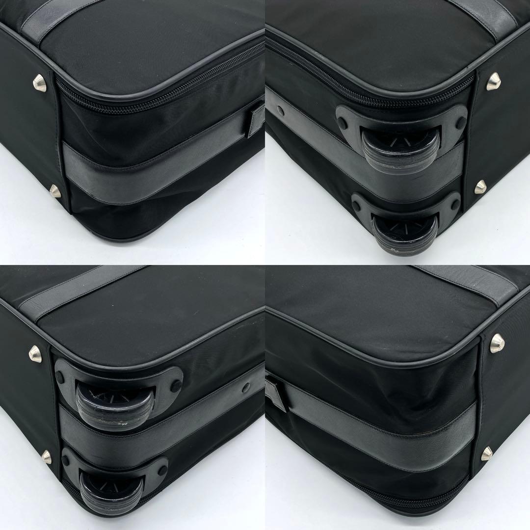 【PRADA】キャリーケース　旅行鞄　三角ロゴプレート　ナイロン　ブラック