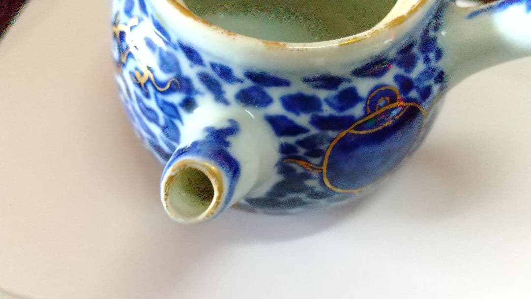 骨董　小さな急須　金の線描き鳳凰 アートな絵柄　蓋が可愛い！