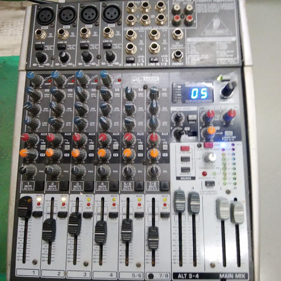 BEHRINGER XENYX X1204USB アナログミキサー(ジャンク品)