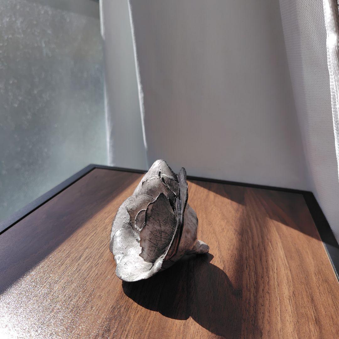 ヴァレリー　カサド　バラ　オブジェ　置物　薔薇