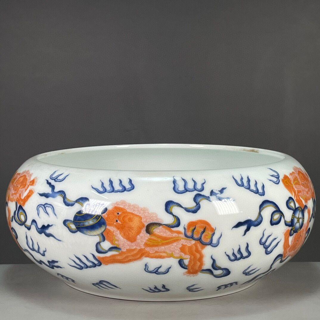 大清乾隆青花釉里红狮子滚绣球图纹笔洗 書道具文房具現代工芸品美術品置物