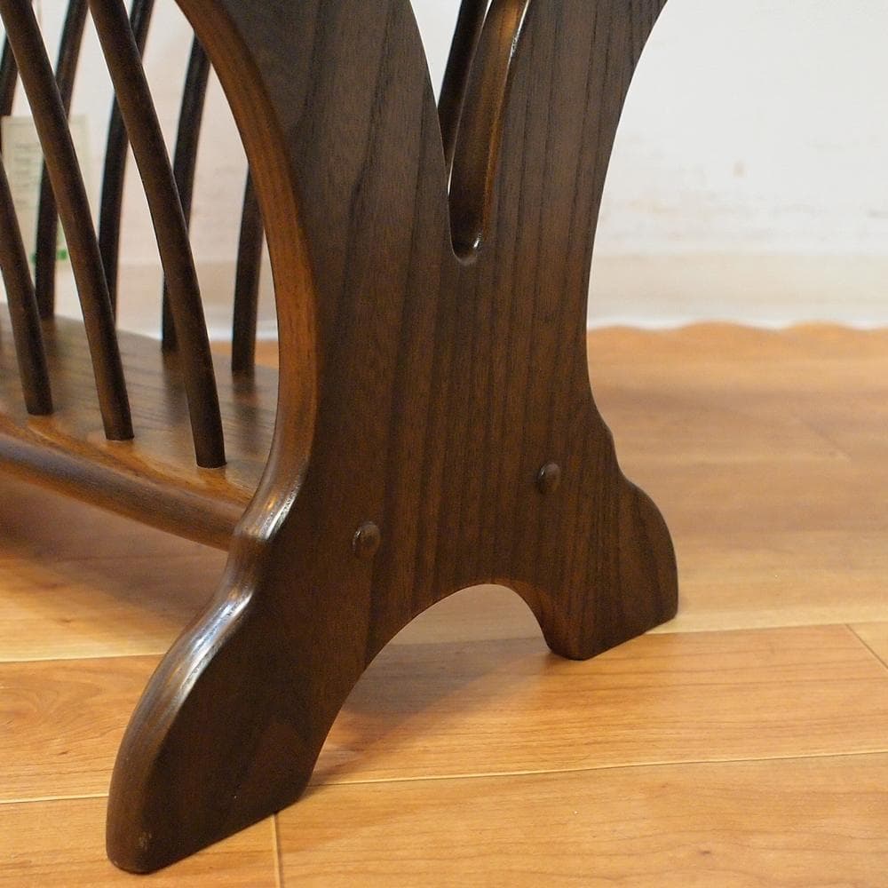 イギリスビンテージ アーコール エルム材 マガジンラック サイドテーブル