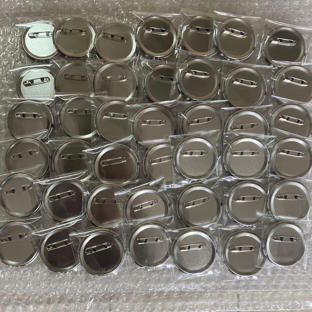 ヒロアカ　爆豪勝己　ベースヤードトーキョー　缶バッジ