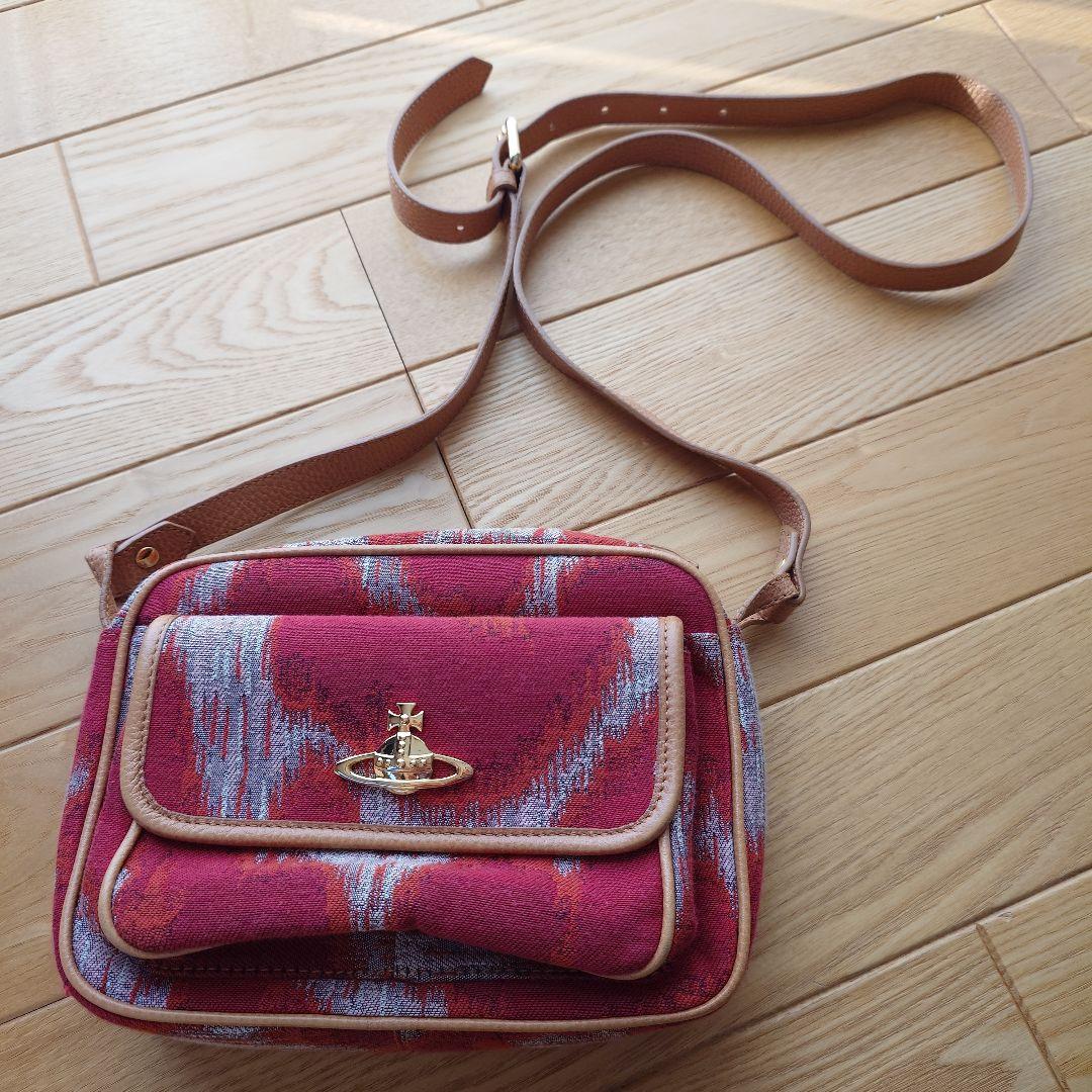 vivienne westwood ヴィヴィアンウエストウッドショルダーバッグ